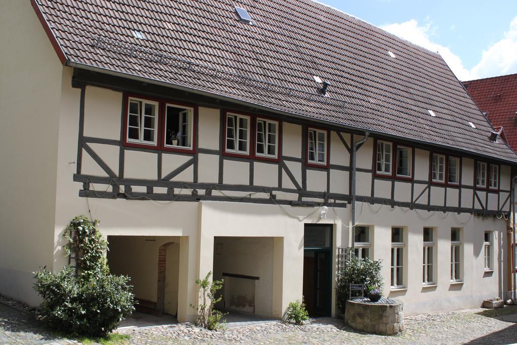Ferienwohnungen Im Alten Handelshof Quedlinburg Exterior foto